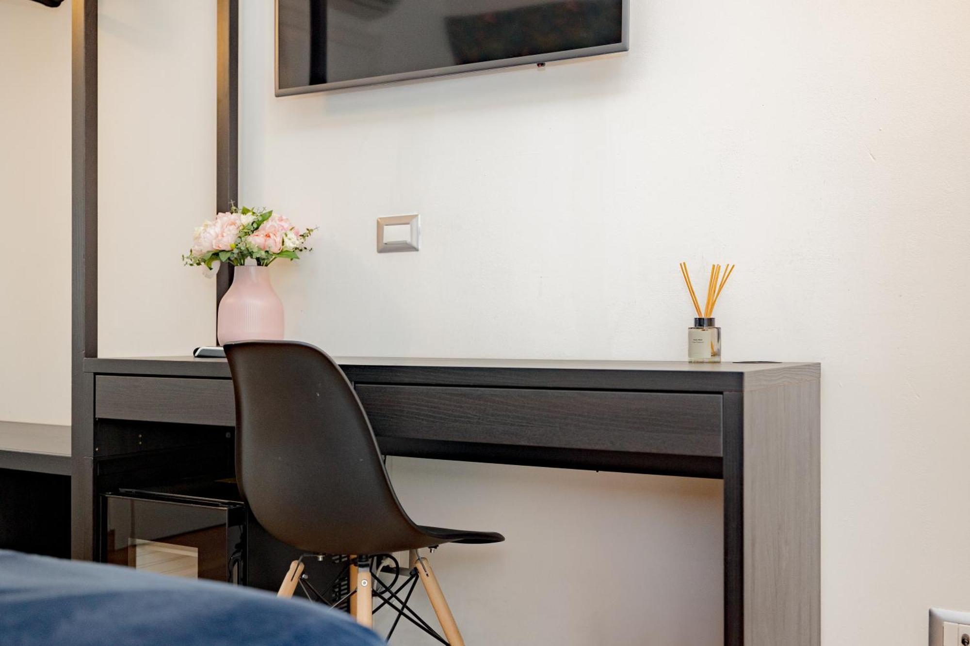 B&B Villa Milano By Rhospitality It Cornaredo Bagian luar foto